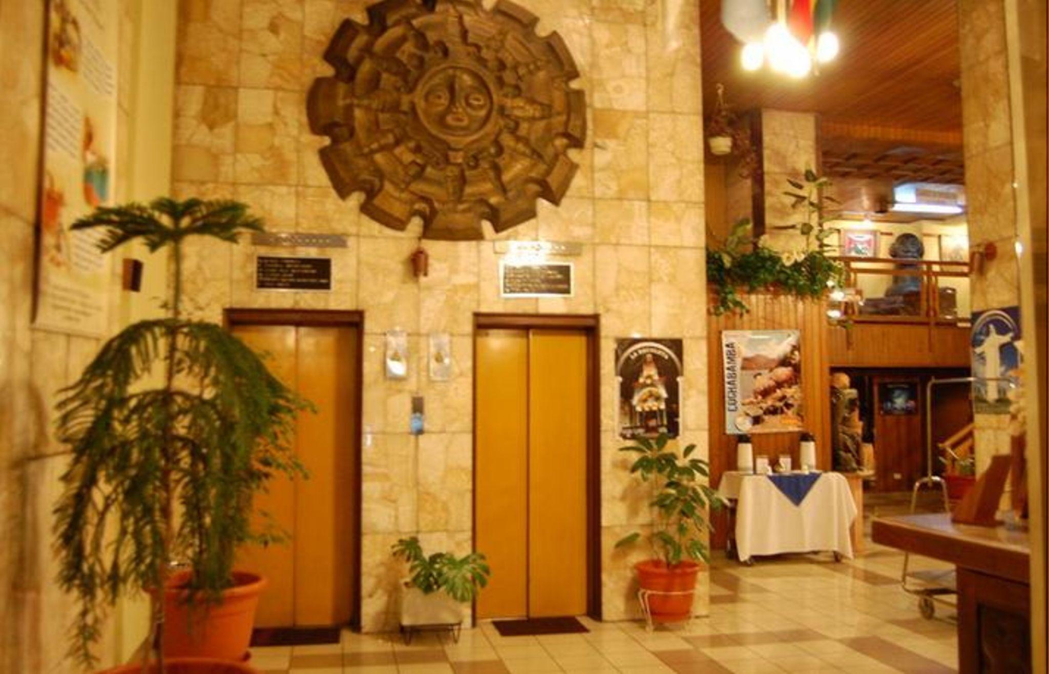קוצ'במבה Cesar'S Plaza Hotel מראה חיצוני תמונה